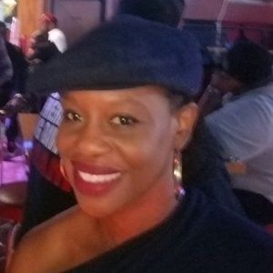 Meet your Posher, Elle